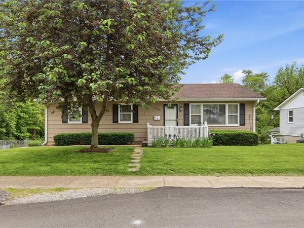 409 5th Street, Weston, MO 64098