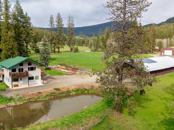 6420 Hells Gulch RD , St. Maries, ID 83861