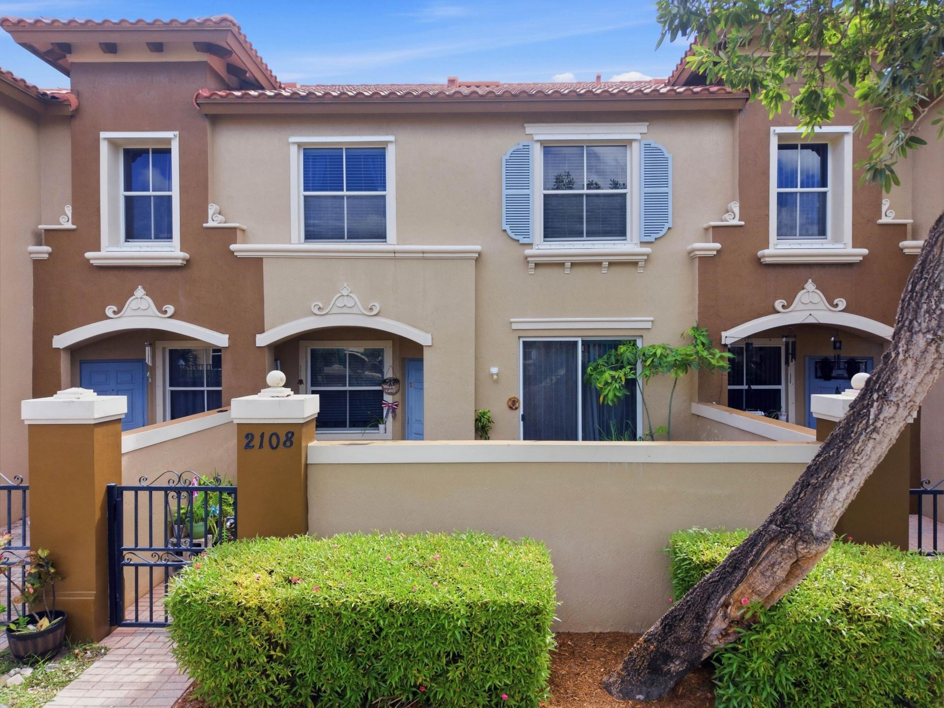 2914 Hope Valley Street, Unit 2108, West Palm Beach, FL 33411 Photo