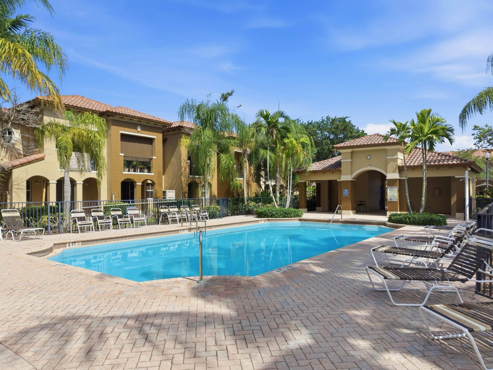2914 Hope Valley Street, Unit 2108, West Palm Beach, FL 33411 Photo