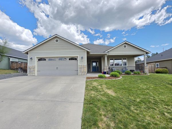 2139 Jeffrey Lane, Klamath Falls, OR 97603