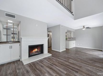 212 Wales Dr, Folsom, CA 95630 Photo