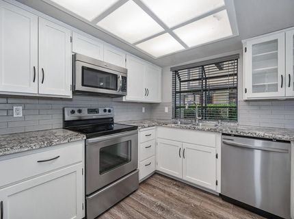 212 Wales Dr, Folsom, CA 95630 Photo