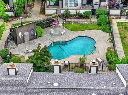 212 Wales Dr, Folsom, CA 95630 Photo