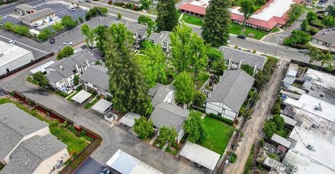 212 Wales Dr, Folsom, CA 95630 Photo