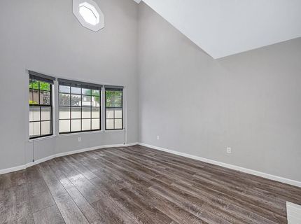212 Wales Dr, Folsom, CA 95630 Photo