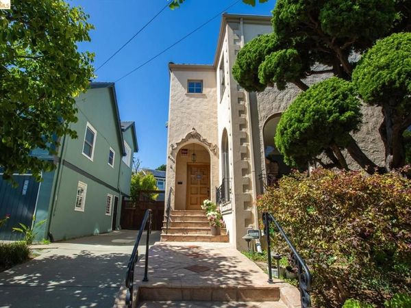 6406 Mystic, Oakland, CA 94618