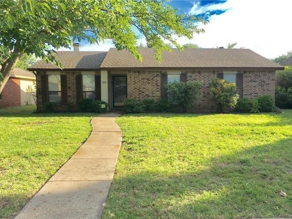 1828 Angelina Drive, Garland, TX 75040