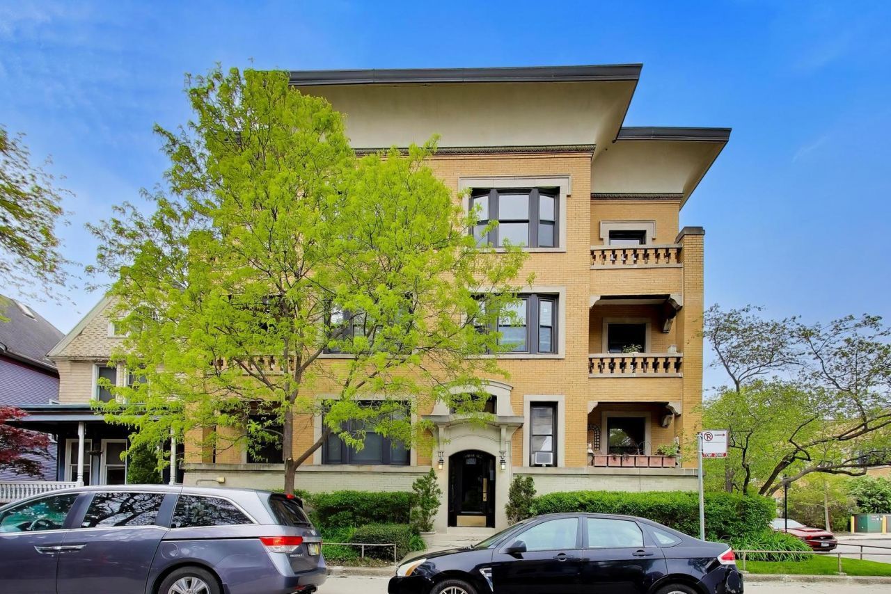 5400 S Dorchester Avenue, Unit 3, Chicago, IL 60615 Main Photo