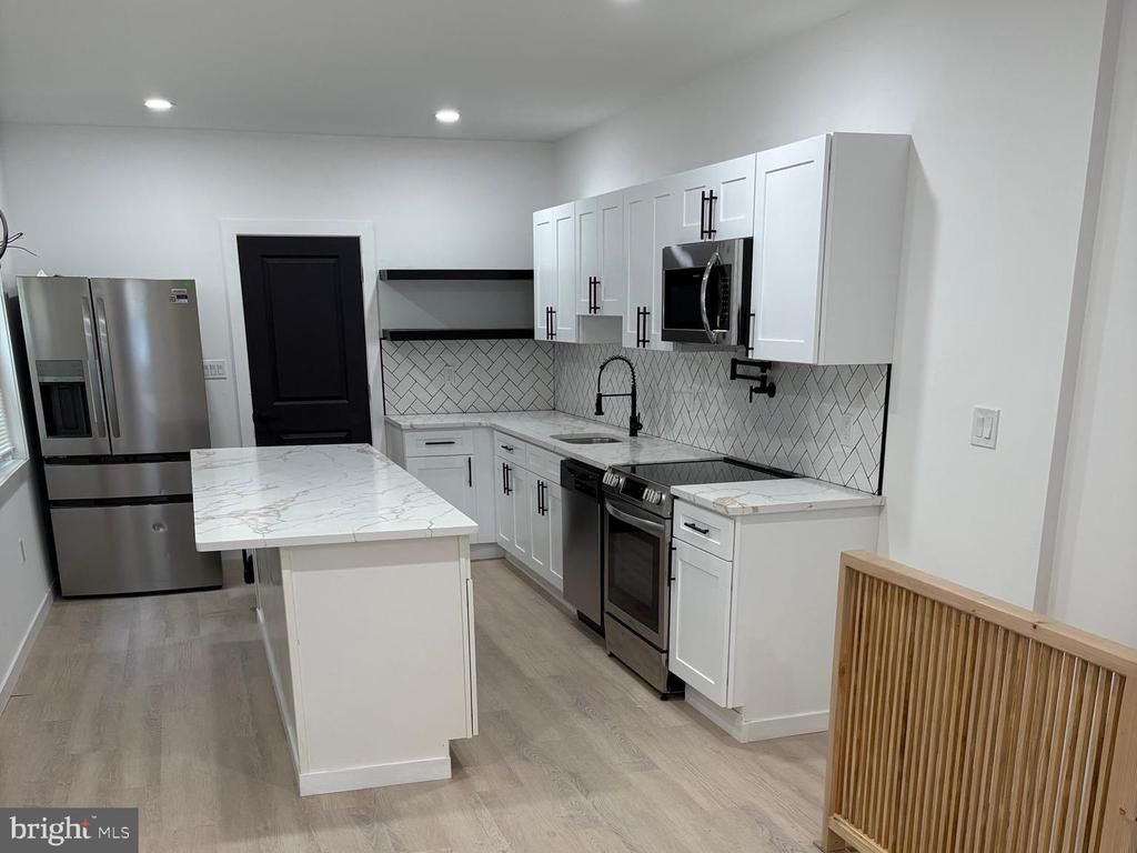 1638 N FELTON STREET, PHILADELPHIA, PA 19151