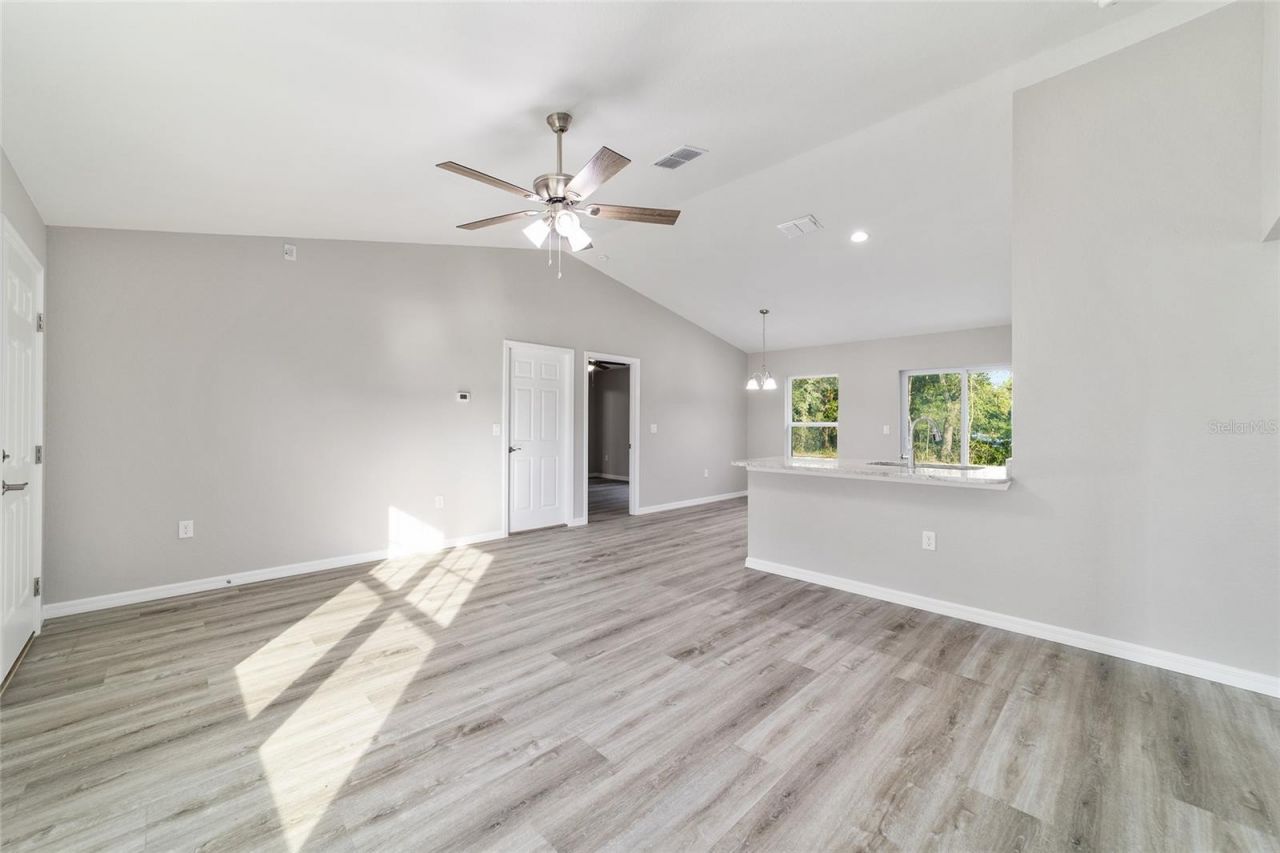 32 Olive Circle Loop, Ocala, FL 34472 Photo