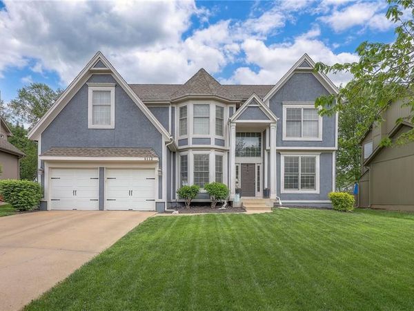 8112 W 129th Street, Overland Park, KS 66213