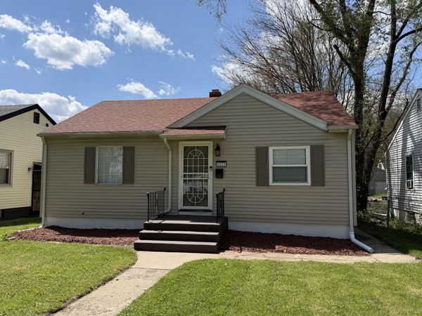 5052 Washington Street , Gary, IN 46408