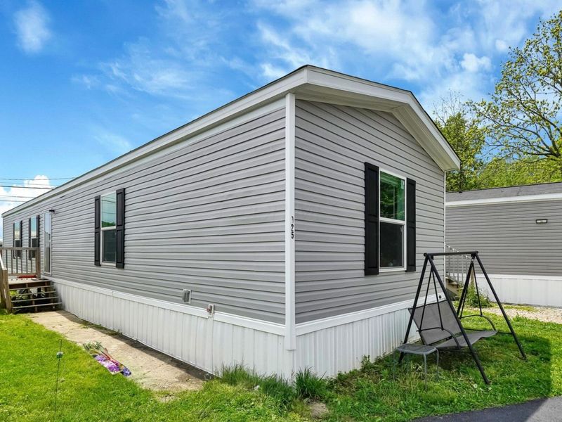 4285 Broadway , Unit D25, Grove City, OH 43123 Photo 2