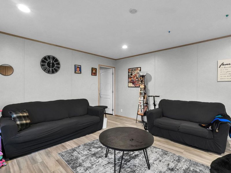 4285 Broadway , Unit D25, Grove City, OH 43123 Photo 5