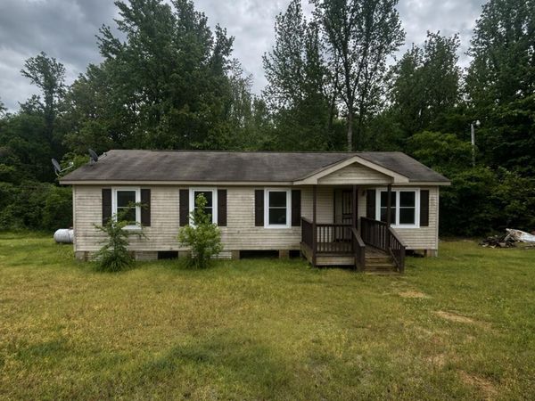 2427 Old Highway 4 , Holly Springs, MS 38635