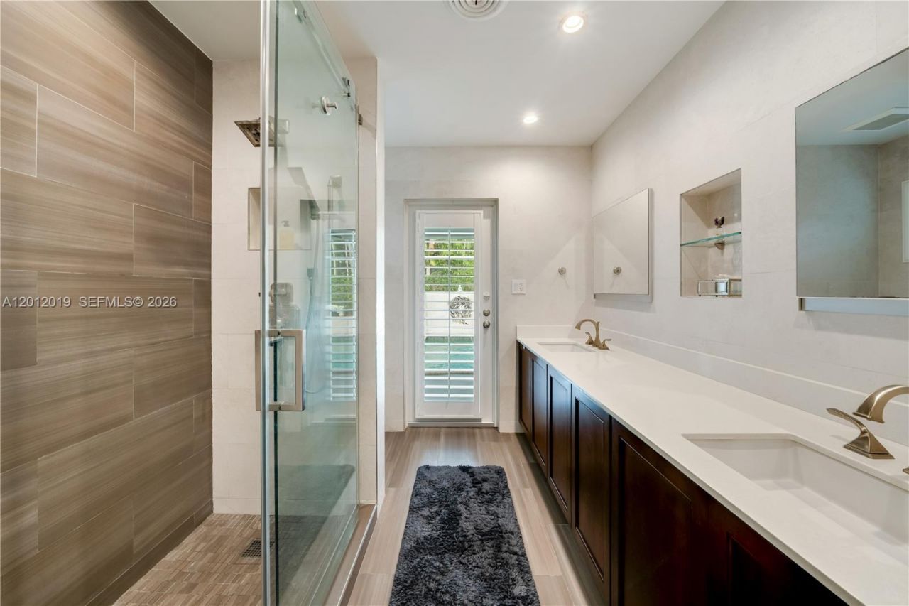 13401 SW 74th Ave, Pinecrest, FL 33156 Photo