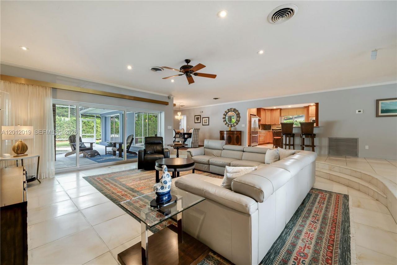 13401 SW 74th Ave, Pinecrest, FL 33156 Photo