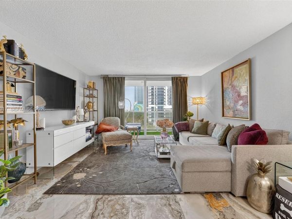 1880 S Ocean Dr, Unit 705, Hallandale Beach, FL 33009