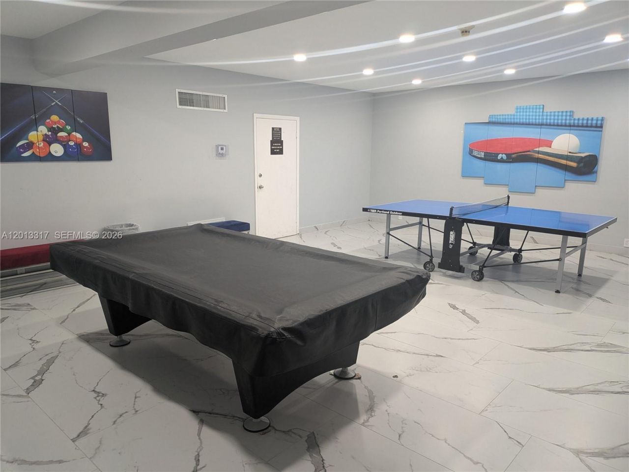 1880 S Ocean Dr, Unit 705, Hallandale Beach, FL 33009 Photo