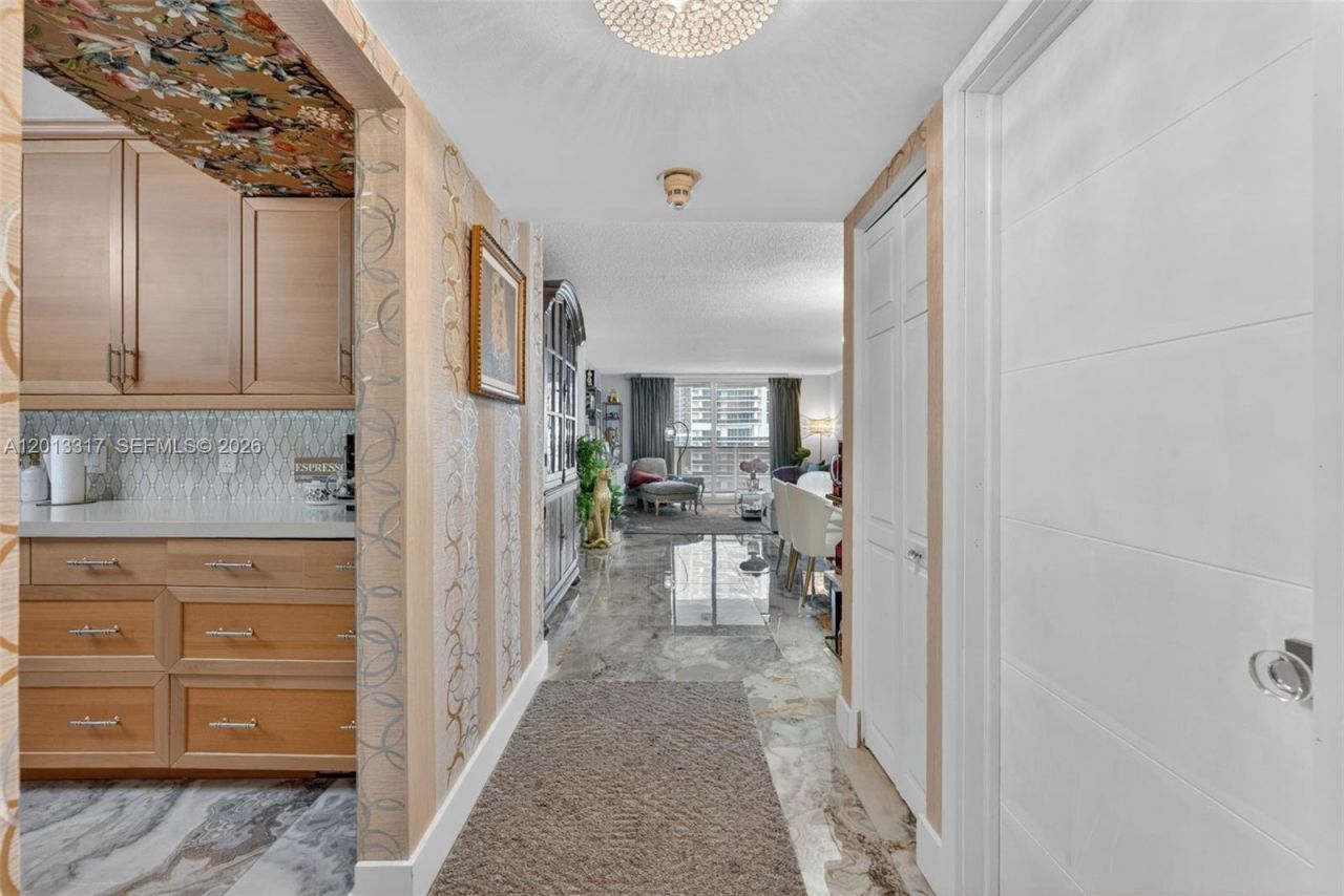 1880 S Ocean Dr, Unit 705, Hallandale Beach, FL 33009 Photo