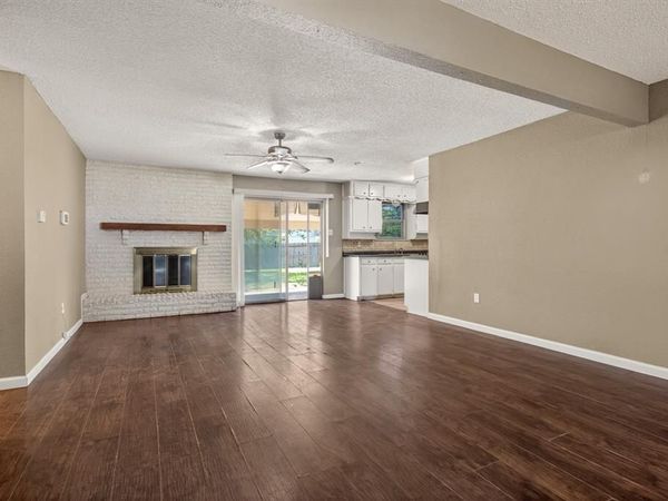 5732 Bonnie Wayne Street, Haltom City, TX 76117