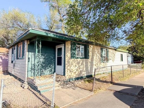 115 Steen, La Junta, CO 81050