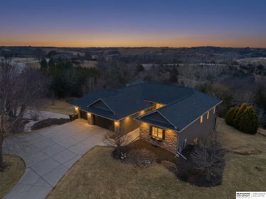 853 Skyline Drive, Blair, NE 68008