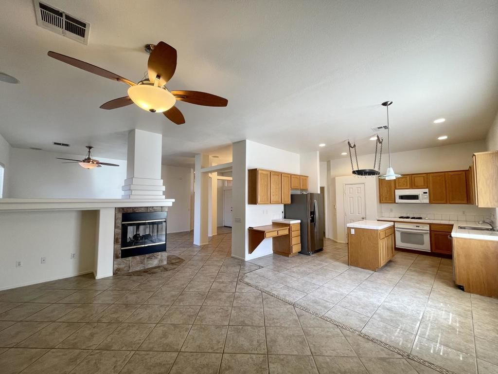 1120 E Via San Dimas Road, Palm Springs, CA 92262 Main Photo