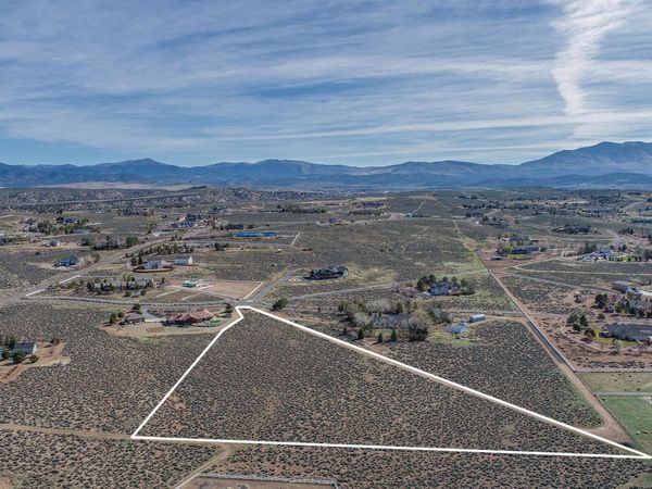 1482 Wild Iris Court, Unit 6, Gardnerville, NV 89410