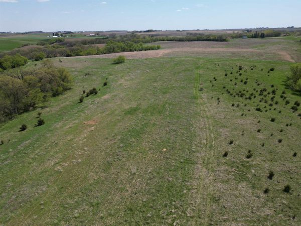 xxx 185th Street, Decorah, IA 52101