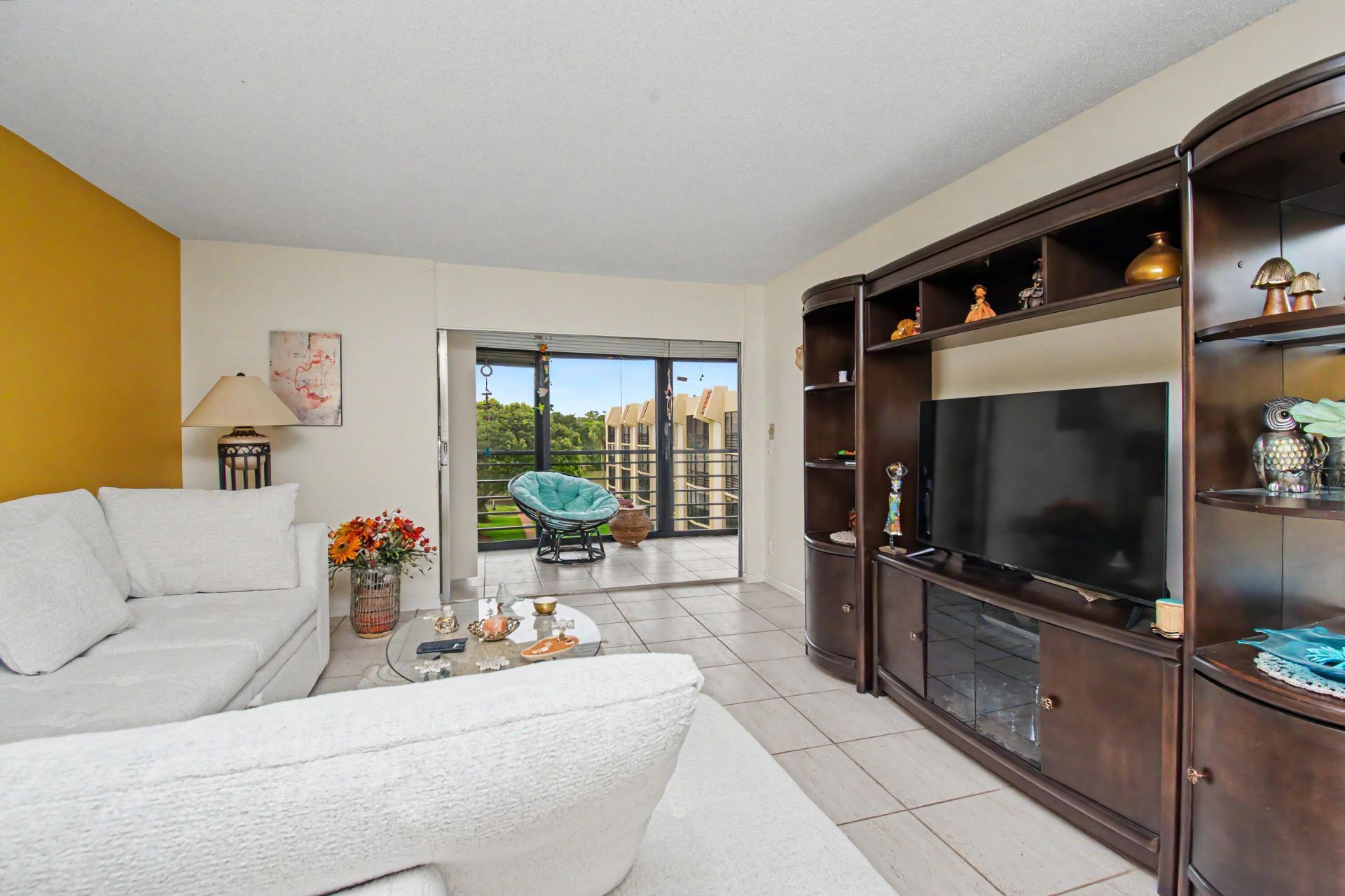 23370 N Carolwood Lane N, Unit 409, Boca Raton, FL 33428 Photo