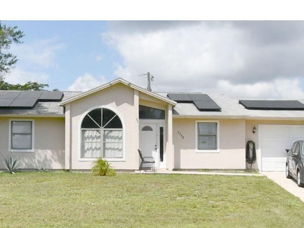 2398 SW Susset Lane, Port St. Lucie, FL 34953