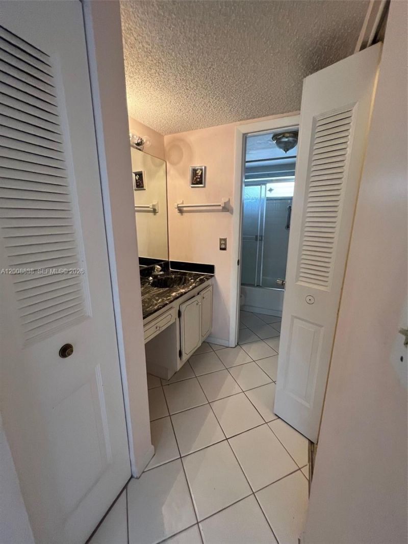5860 NW 64th Ave , Unit 106, Tamarac, FL 33319 Photo