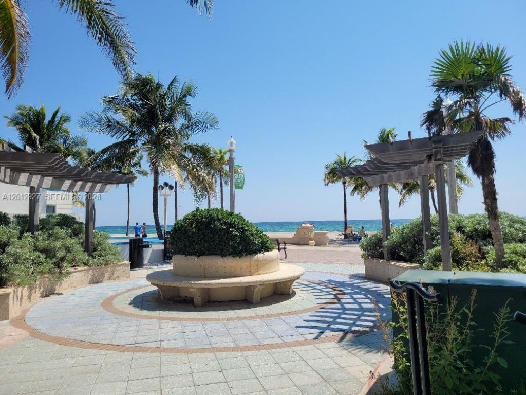 322 Harding St , Unit B101, Hollywood, FL 33019 Photo
