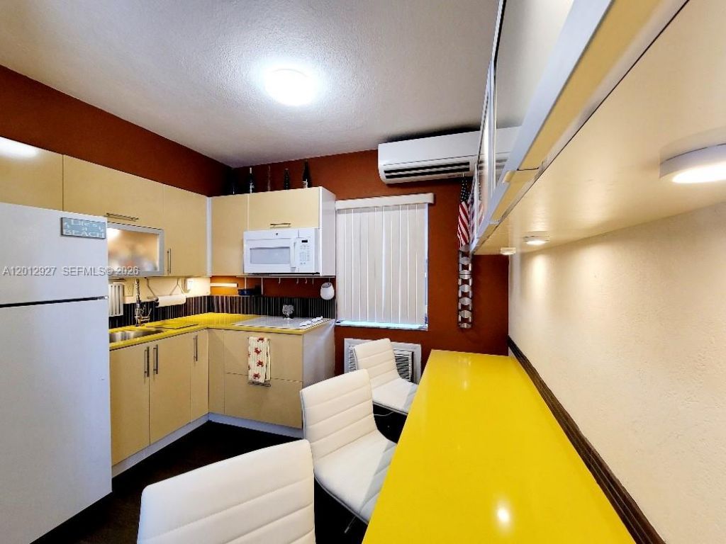 322 Harding St , Unit B101, Hollywood, FL 33019 Photo