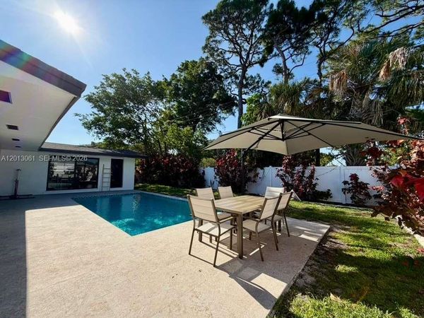 151 SE 6th Ct, Pompano Beach, FL 33060