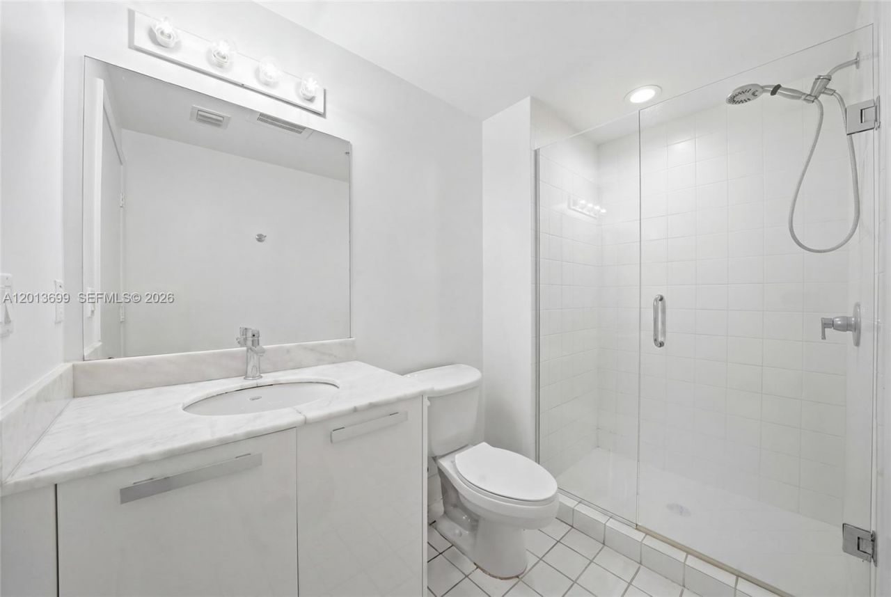 601 NE 36th St, Unit 2707, Miami, FL 33137 Photo