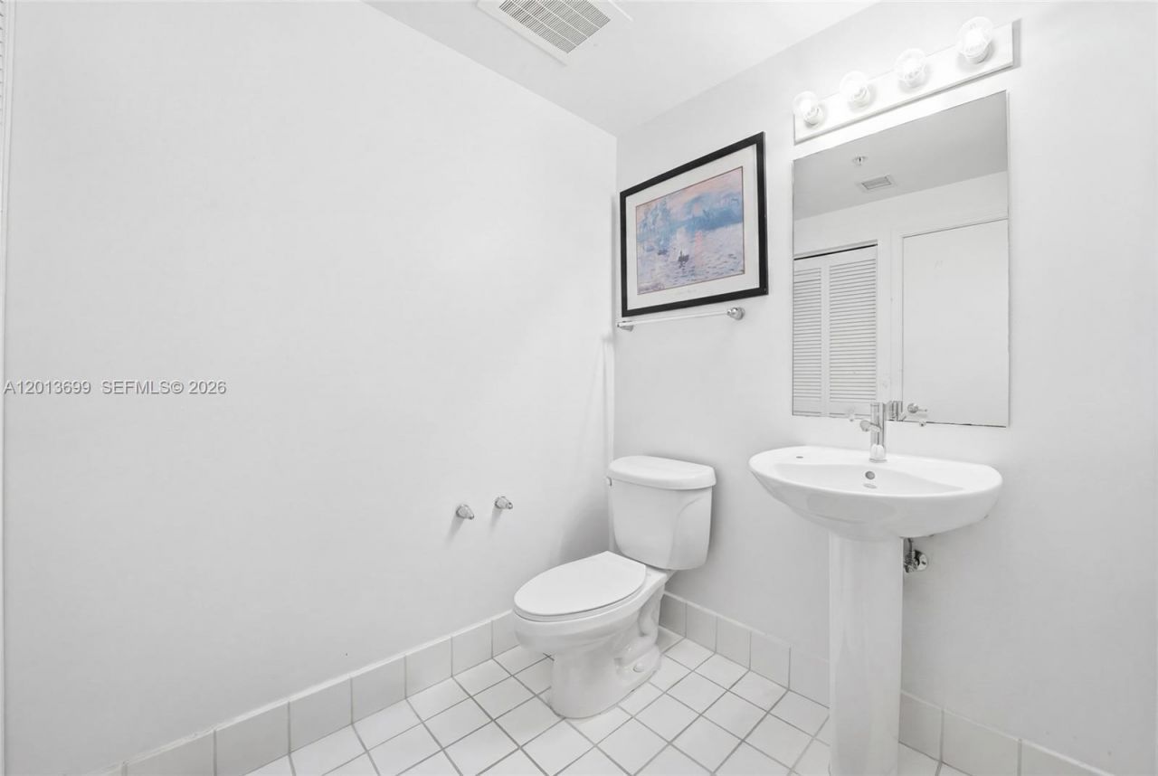 601 NE 36th St, Unit 2707, Miami, FL 33137 Photo