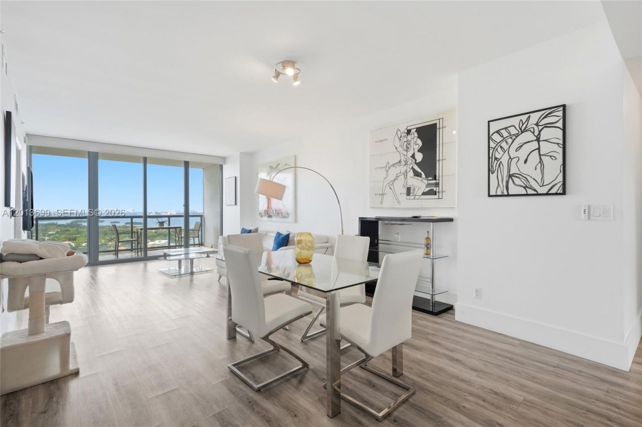 601 NE 36th St, Unit 2707, Miami, FL 33137 Photo