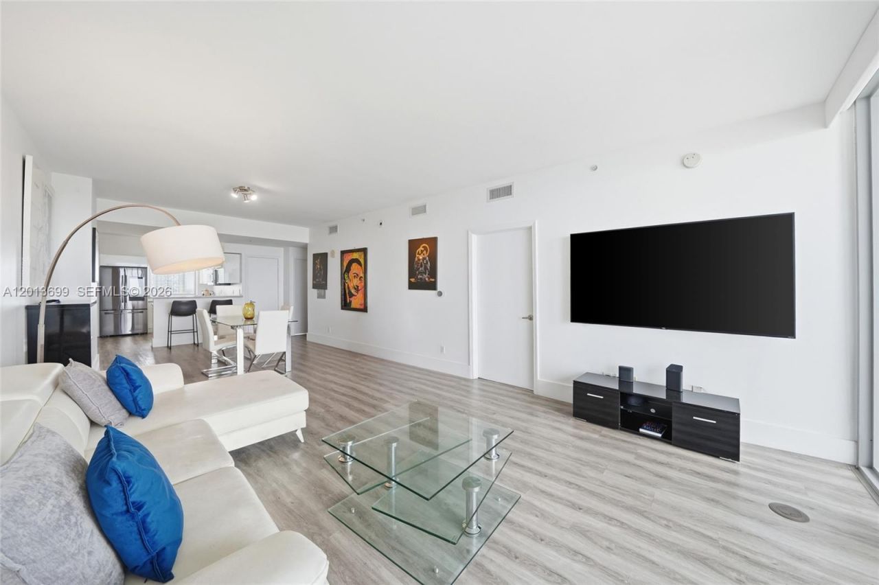 601 NE 36th St, Unit 2707, Miami, FL 33137 Photo