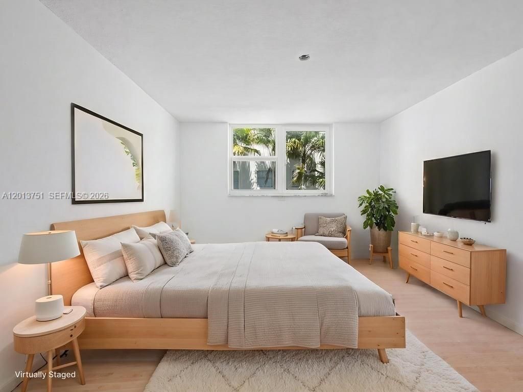 720 Collins Ave, Unit 204, Miami Beach, FL 33139 Photo