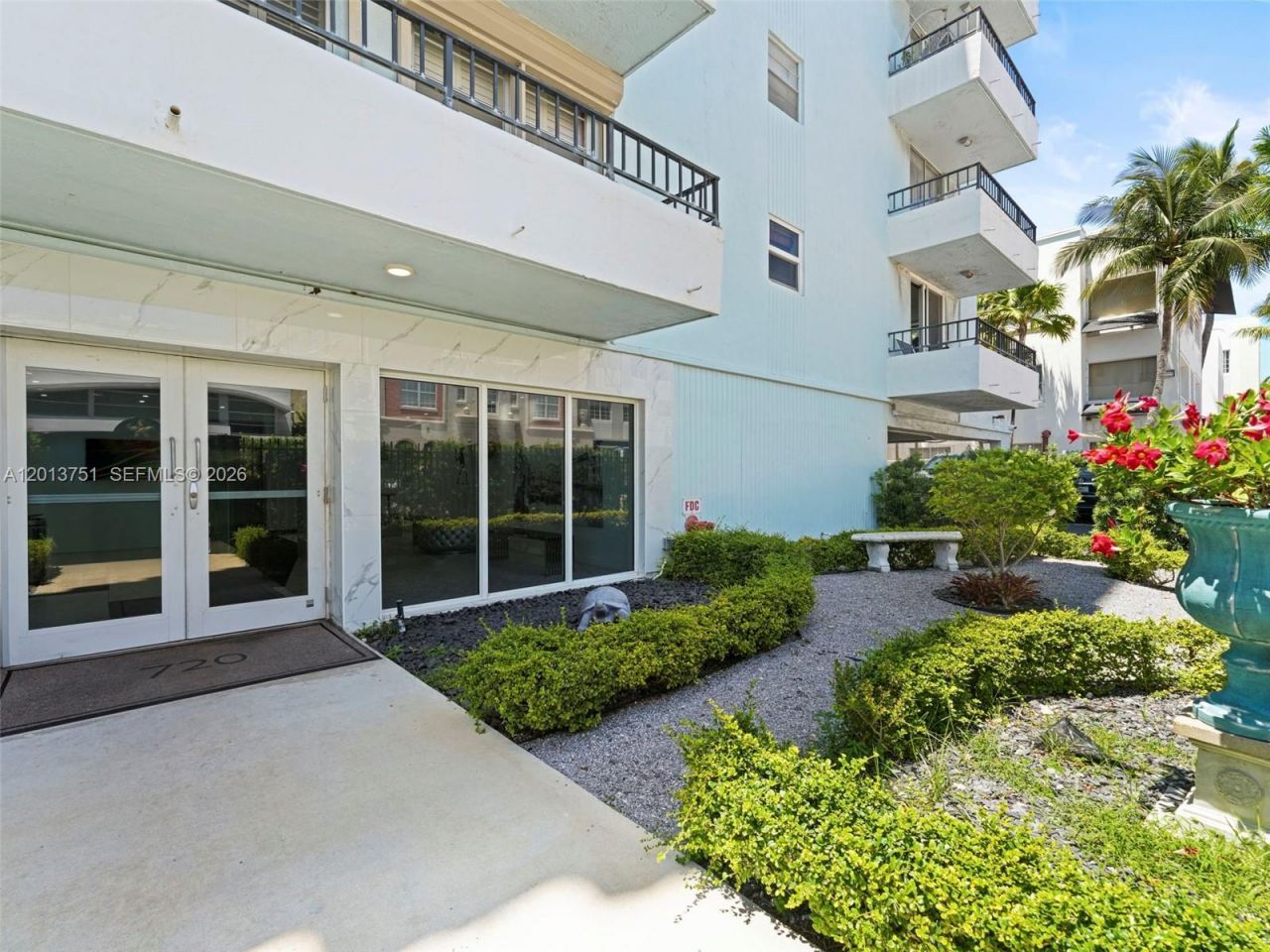 720 Collins Ave, Unit 204, Miami Beach, FL 33139 Photo