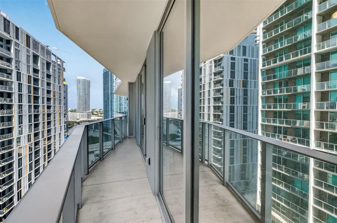77 SE 5th Street, Unit 1908, Miami, FL 33131 Photo