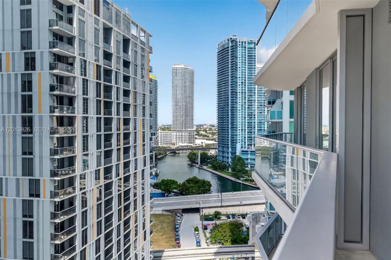 77 SE 5th Street, Unit 1908, Miami, FL 33131 Photo