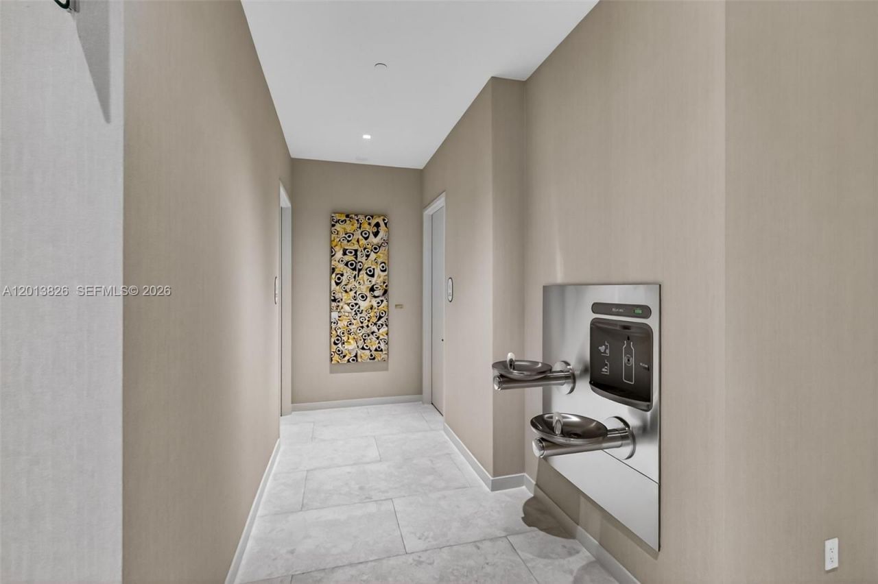 77 SE 5th Street, Unit 1908, Miami, FL 33131 Photo