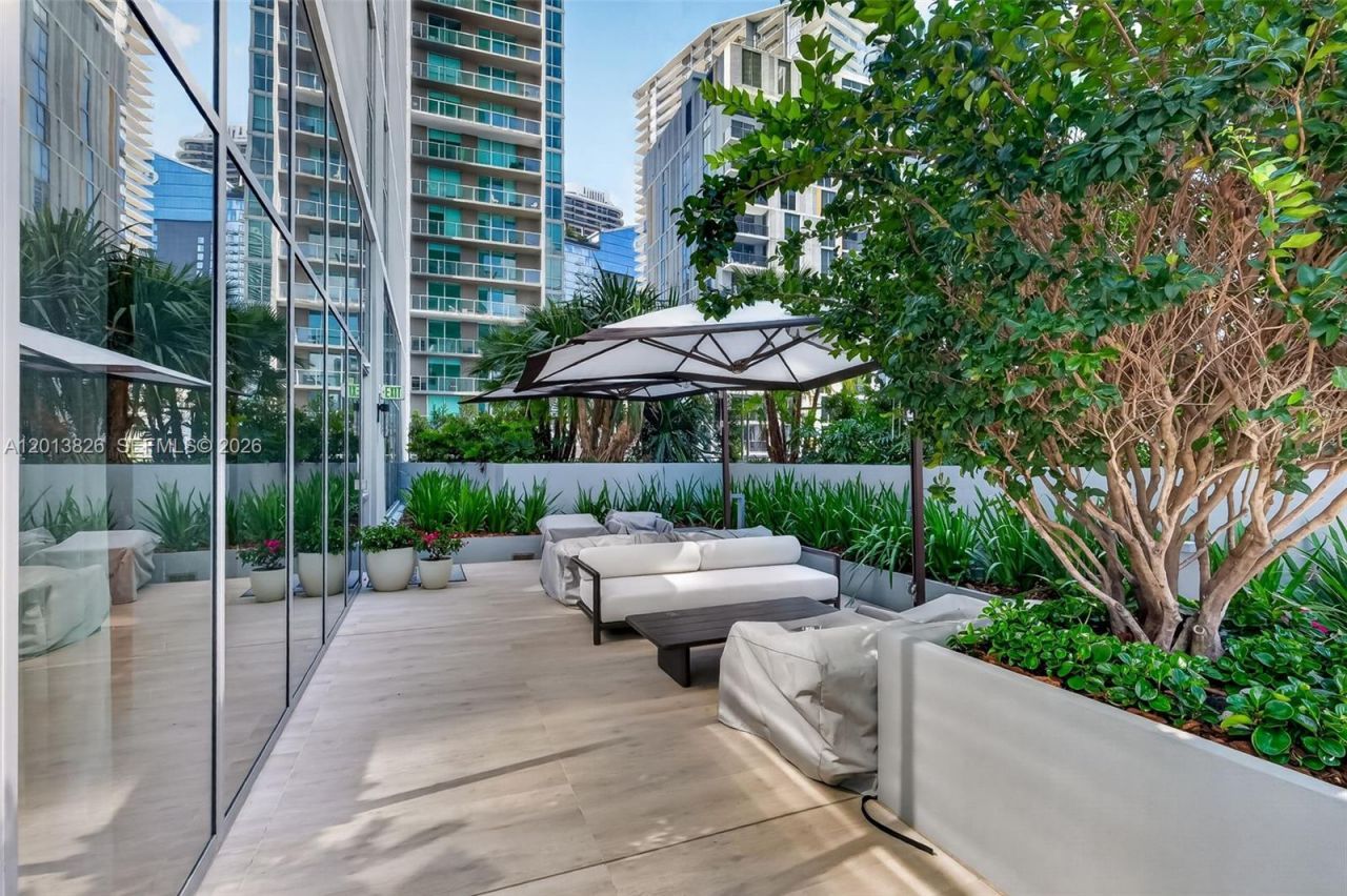 77 SE 5th Street, Unit 1908, Miami, FL 33131 Photo