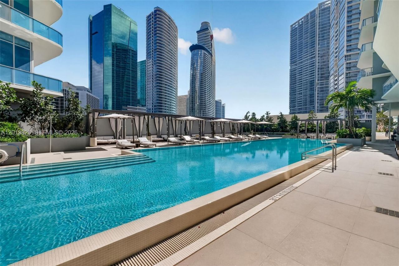 77 SE 5th Street, Unit 1908, Miami, FL 33131 Photo