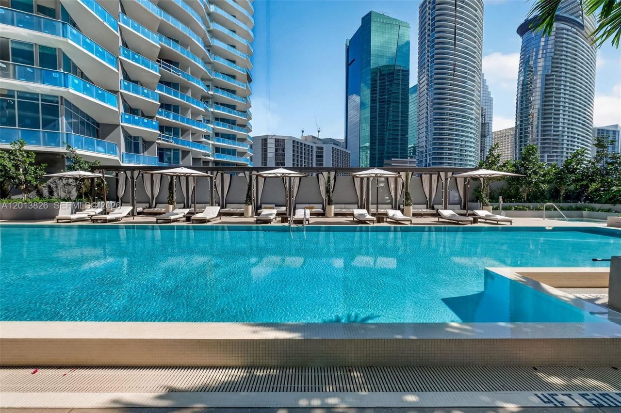 77 SE 5th Street, Unit 1908, Miami, FL 33131 Photo
