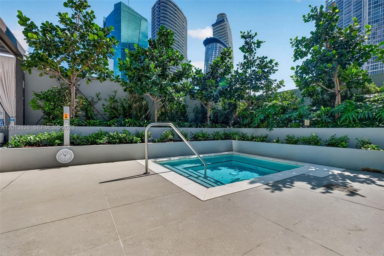 77 SE 5th Street, Unit 1908, Miami, FL 33131 Photo